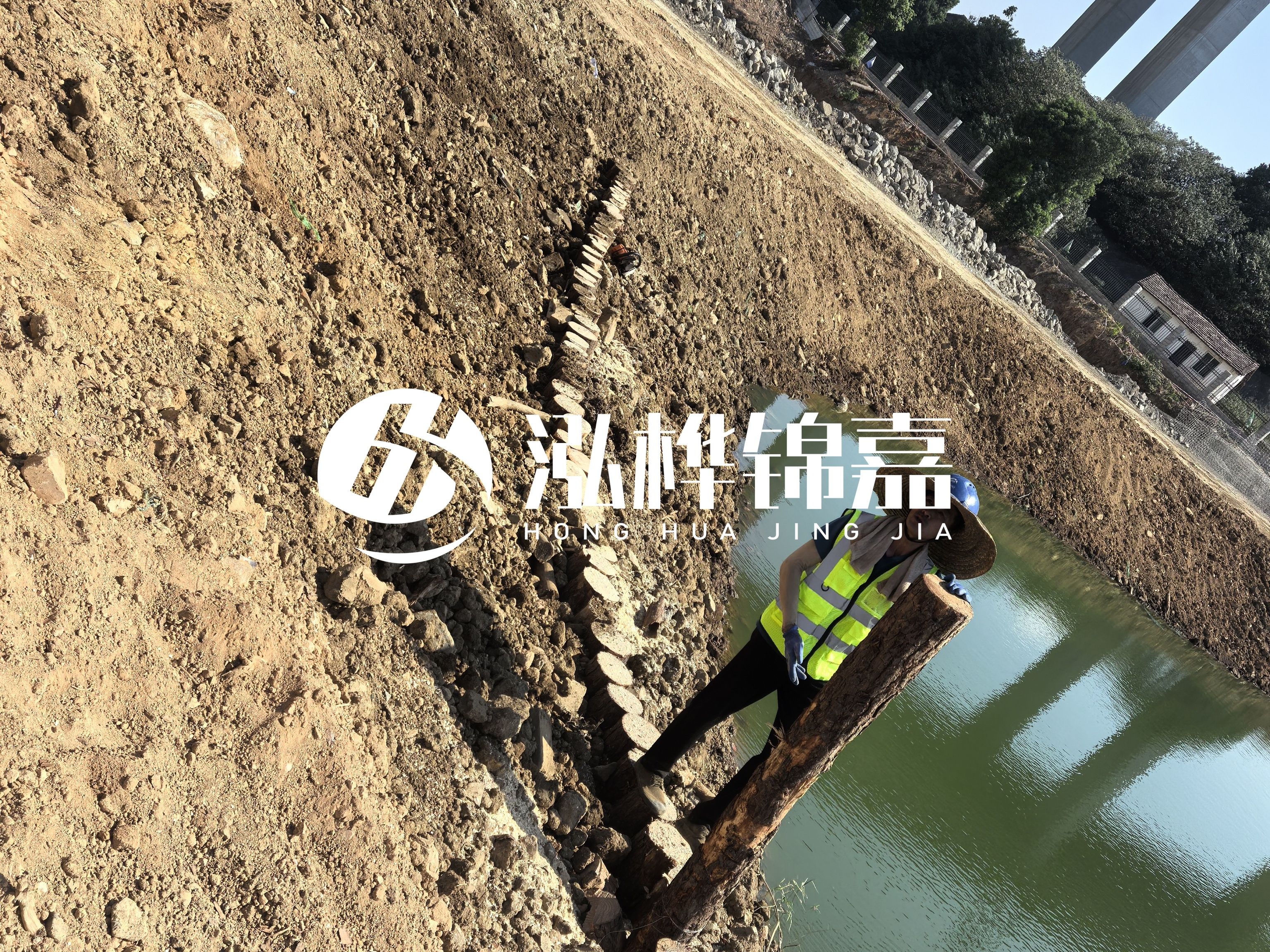 河邊打木樁有什么作用-河道打木樁可以保護(hù)河道周邊農(nóng)田？