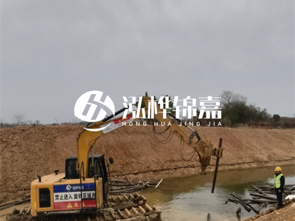 為什么要進行河道護坡？堤壩加固木樁的作用？