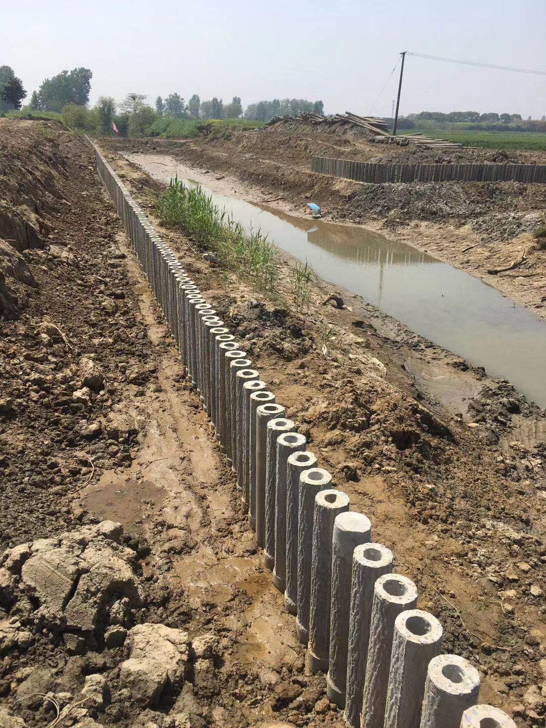 水泥仿木樁廠家泓樺錦嘉 - 混凝土圓樁施工前需要做試樁嗎？